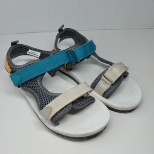 OshKosh B'gosh Toddler Boy’s size 12 M Washable Horchata Adjustable Sandals